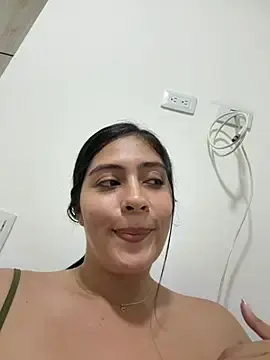 Stripchat Free Porn Cam of Sophie__Foxxx