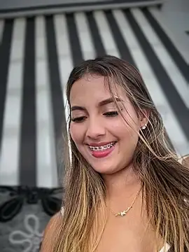 Stripchat Live Porn of Valeria-escobar