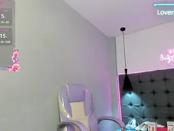 Stripchat Adult Webcam of scarletcherry18
