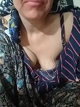 Stripchat Free Live Porn of turbanlim07