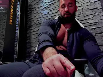 Stripchat Live Sex of David_Big_Daddy