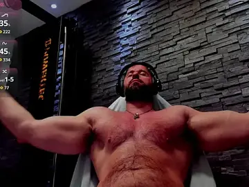 Stripchat Live Sex Cam of David_Big_Daddy