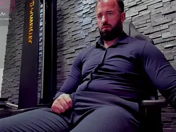 Stripchat Adult Webcam of David_Big_Daddy