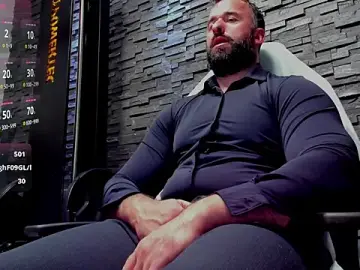 Stripchat Adult Video Chat of David_Big_Daddy