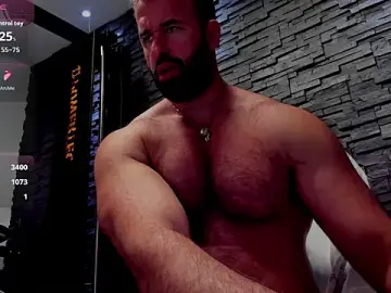 Stripchat Adult Video Chat of David_Big_Daddy