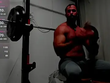 Stripchat Free Porn Cam of David_Big_Daddy