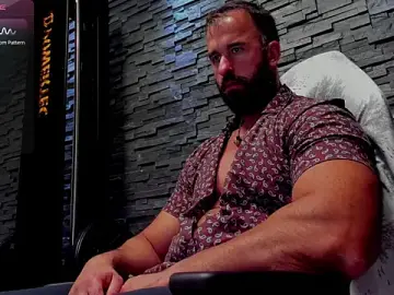 Stripchat Sex Cam of David_Big_Daddy