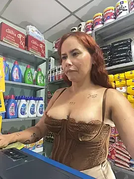 Stripchat Sex Cam of Queen_lorena