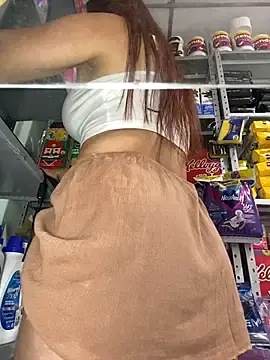 Stripchat Live Sex Cam of Queen_lorena