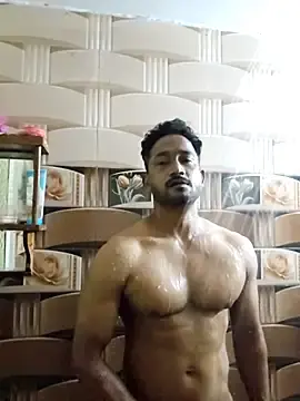 Stripchat Live Sex Cam of Rabi_BULKBEAST
