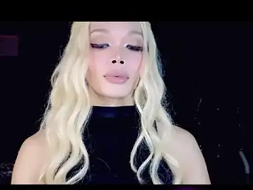 Stripchat Free Live Porn of PRETTY_BIGCOCK1