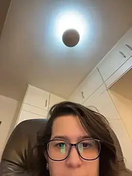 Stripchat Live Sex Cam of amooraaamoon
