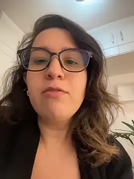 Stripchat Live Sex Cam of amooraaamoon