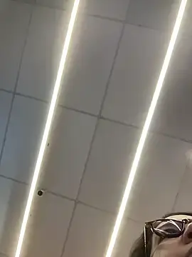 Stripchat Live Sex Cam of amooraaamoon