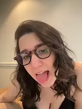 Stripchat Watch Live Sex Cams of amooraaamoon