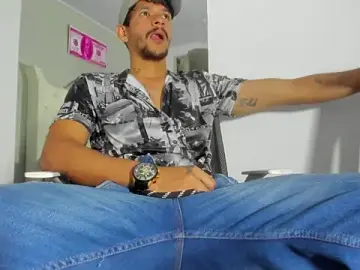 Stripchat Best Webcam of Mike_turnner