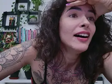 Stripchat Free Live Porn of TaliMajesty