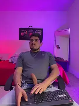Stripchat Adult Webcam of williamsmiiths16