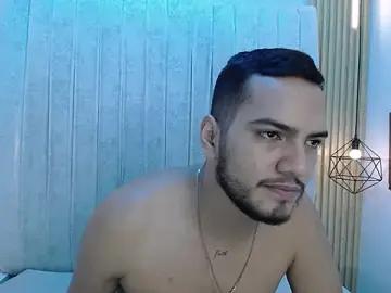 Stripchat Live Sex of CarolinaySebas