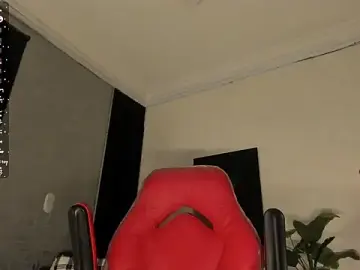 Stripchat Adult Webcams of DannSmmith