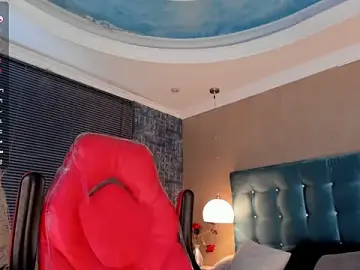 Stripchat Watch Live Sex Cams of DannSmmith