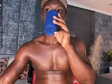 Stripchat Free Live Porn of DannSmmith