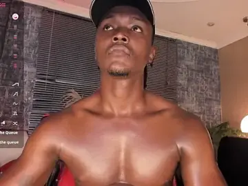 Stripchat Live Sex Cam of DannSmmith
