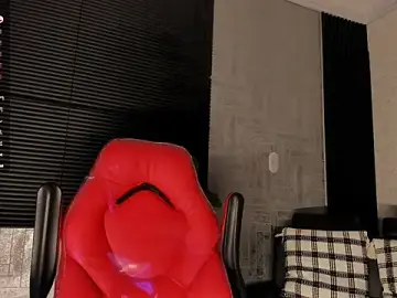 Stripchat Watch Live Sex Cams of DannSmmith