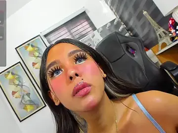 Stripchat Live Porn of Divine___Eloeura