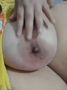 Stripchat Free Live Porn of houda_sex_hot