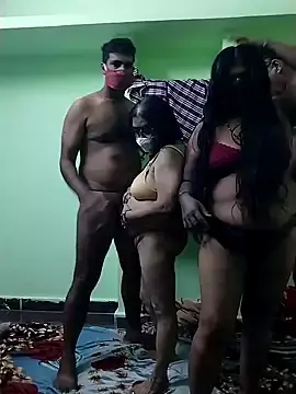 Stripchat Live Porn of Hotviyaja-sexy