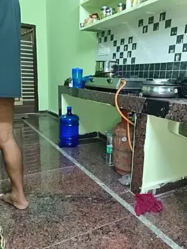 Stripchat Best live sex cam show of Hotviyaja-sexy