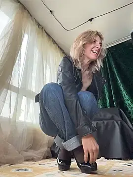 Stripchat Free Porn Cam of Lovebackground