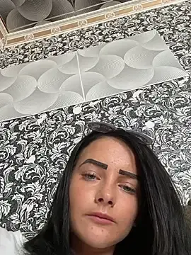 Stripchat Live Sex Cam of Barbika19
