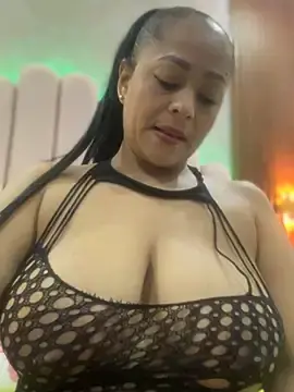 Stripchat Free Porn Cam of sofia_xxx02
