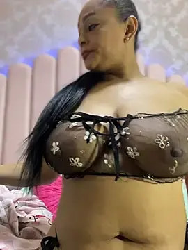 Stripchat Watch Live Sex Cams of sofia_xxx02