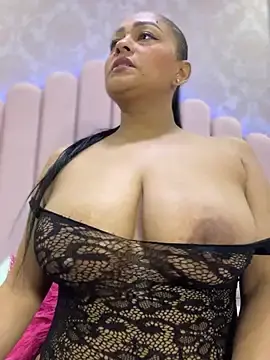 Stripchat Free Porn Cam of sofia_xxx02