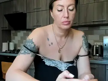 Stripchat Sex Cam of Avtosluts777
