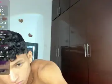 Stripchat Live Sex of Nicolas_AthleticBoy