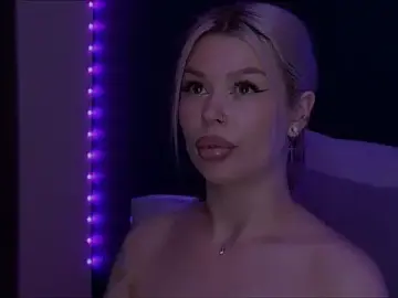 Stripchat Free Porn Cam of Sasha_Mason