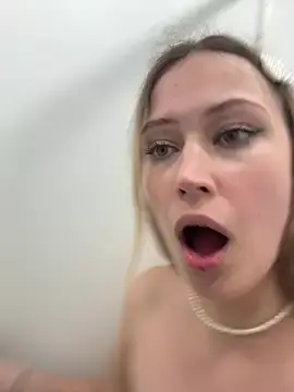 Stripchat Live Porn of blonde_exe