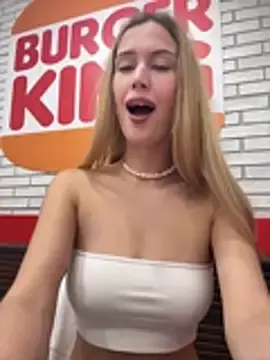 Stripchat Free Porn Cam of blonde_exe
