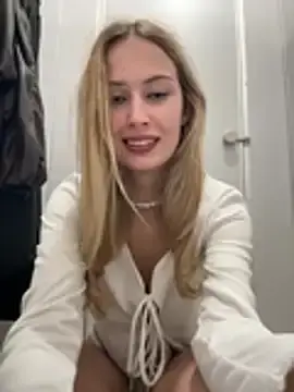 Stripchat Live Sex of blonde_exe