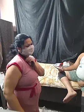 Stripchat Watch Live Sex Cams of bobbyronak