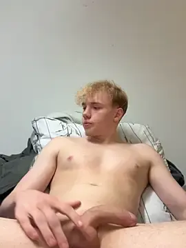 Stripchat Sex Cam of David_7527