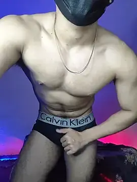 Stripchat Live Sex Cam of roxiii_