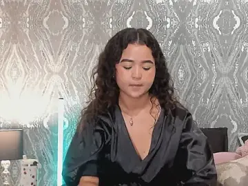 Stripchat Free Porn Cam of Evaa_Lunna_