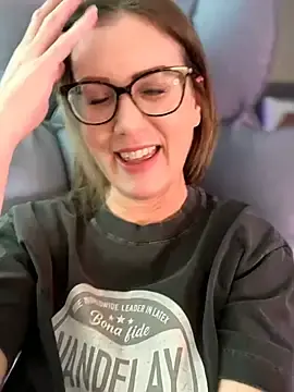 Stripchat Adult Webcam of MaiseKnox