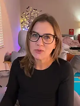 Stripchat Free Live Porn of MaiseKnox