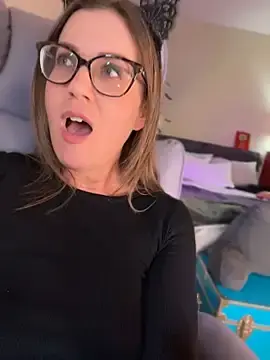 Stripchat Free Porn Cam of MaiseKnox